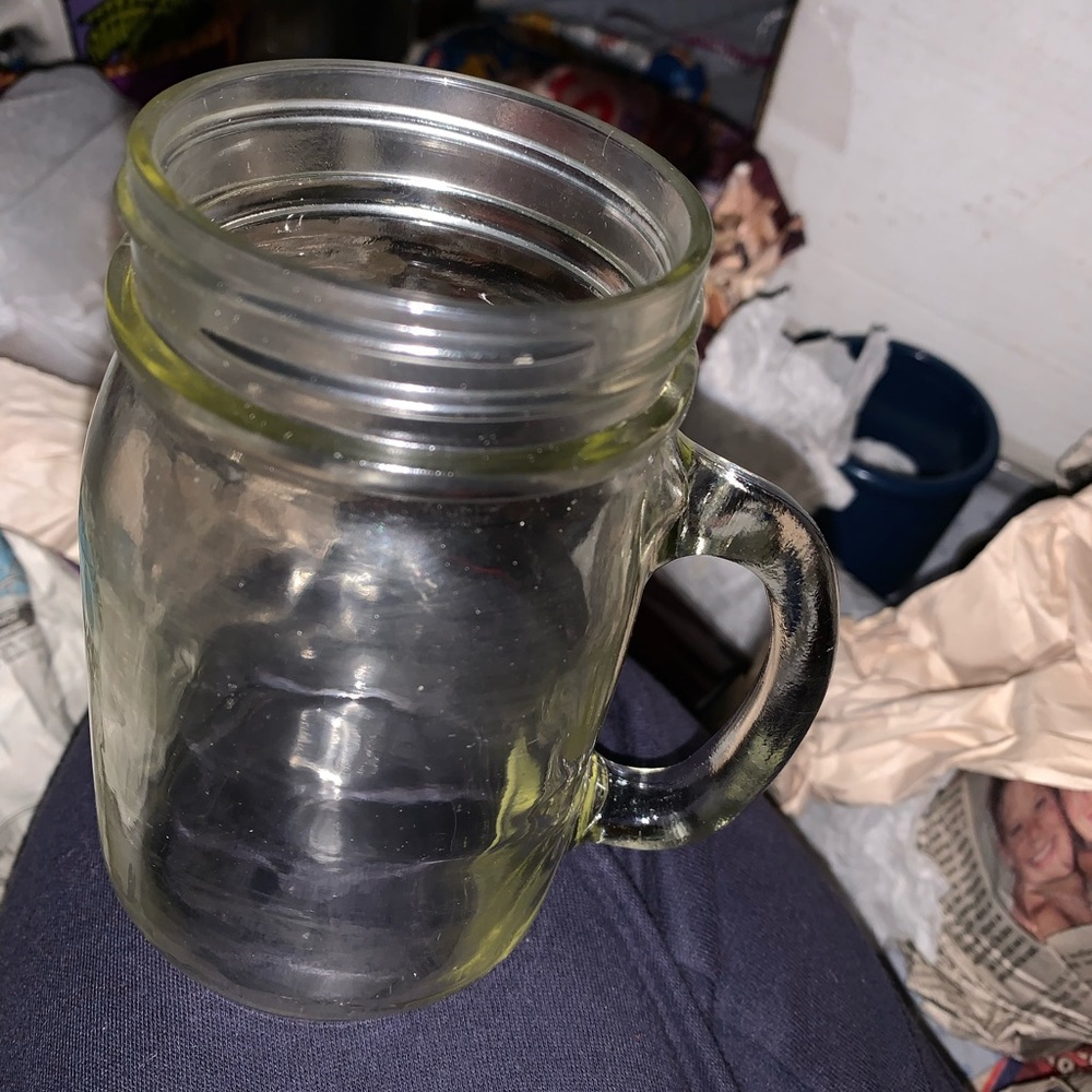 Canning Jar with lid and handle. - Picture 3 of 4
